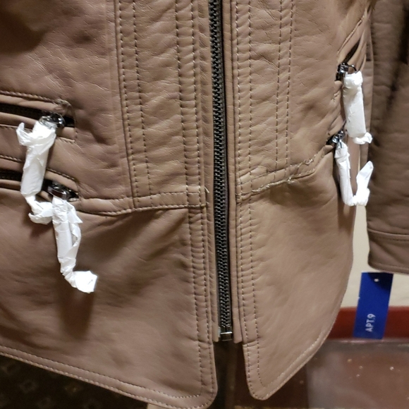 APT 9 FAUX LEATHER BROWN JACKET SIZE MEDIUM - Picture 9 of 13